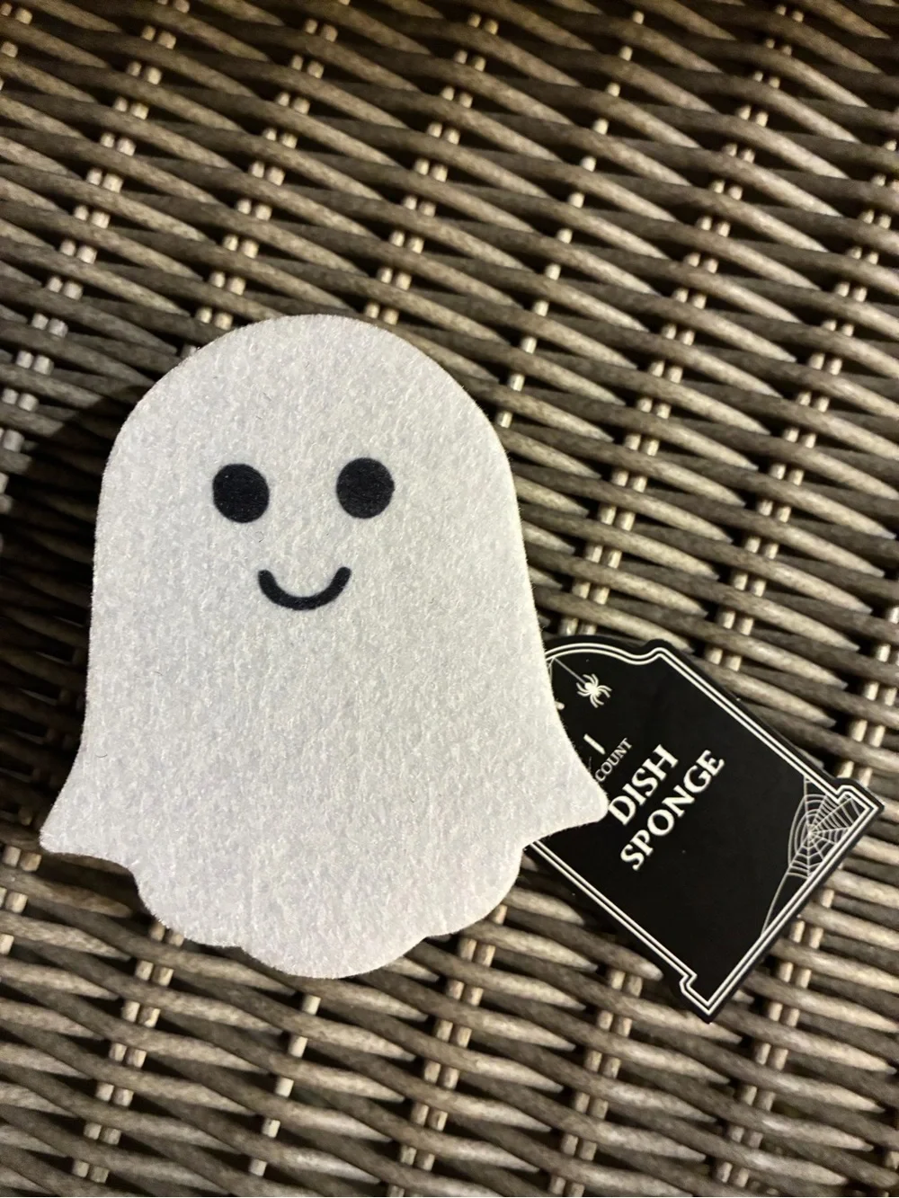 NWT. Cute White Ghost Dish Sponge for Kitchen. Perfect for Halloween! Brand new.